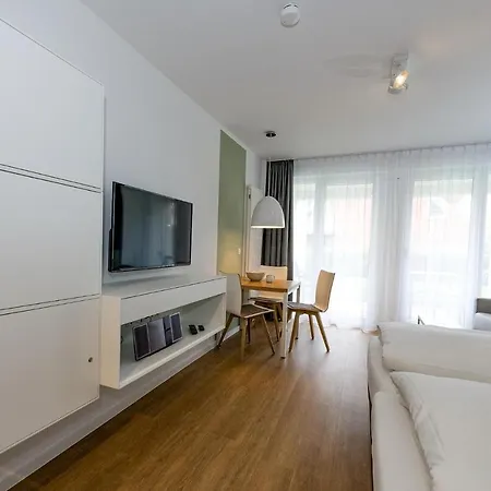 Deichhaeuser Anna Kueste Deichhaeuser Anna Kueste 6-12 * Bensersiel