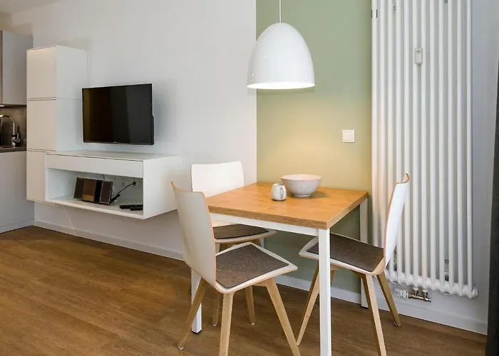 Lejlighed Deichhaeuser Anna Kueste Deichhaeuser Anna Kueste 6-12