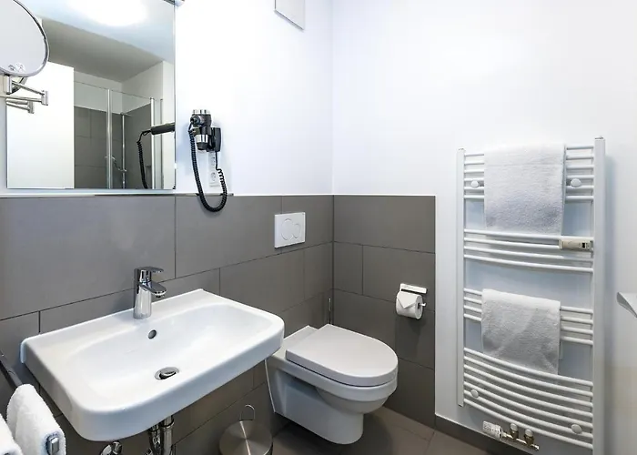 Deichhaeuser Anna Kueste Deichhaeuser Anna Kueste 6-12